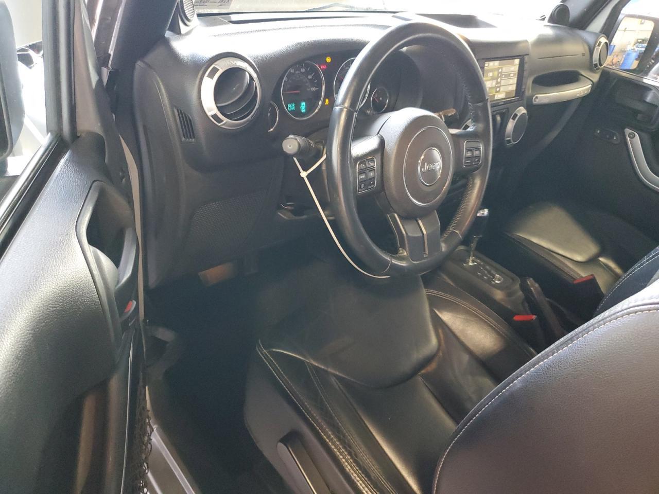 2013 Jeep Wrangler - zdjęcie 8