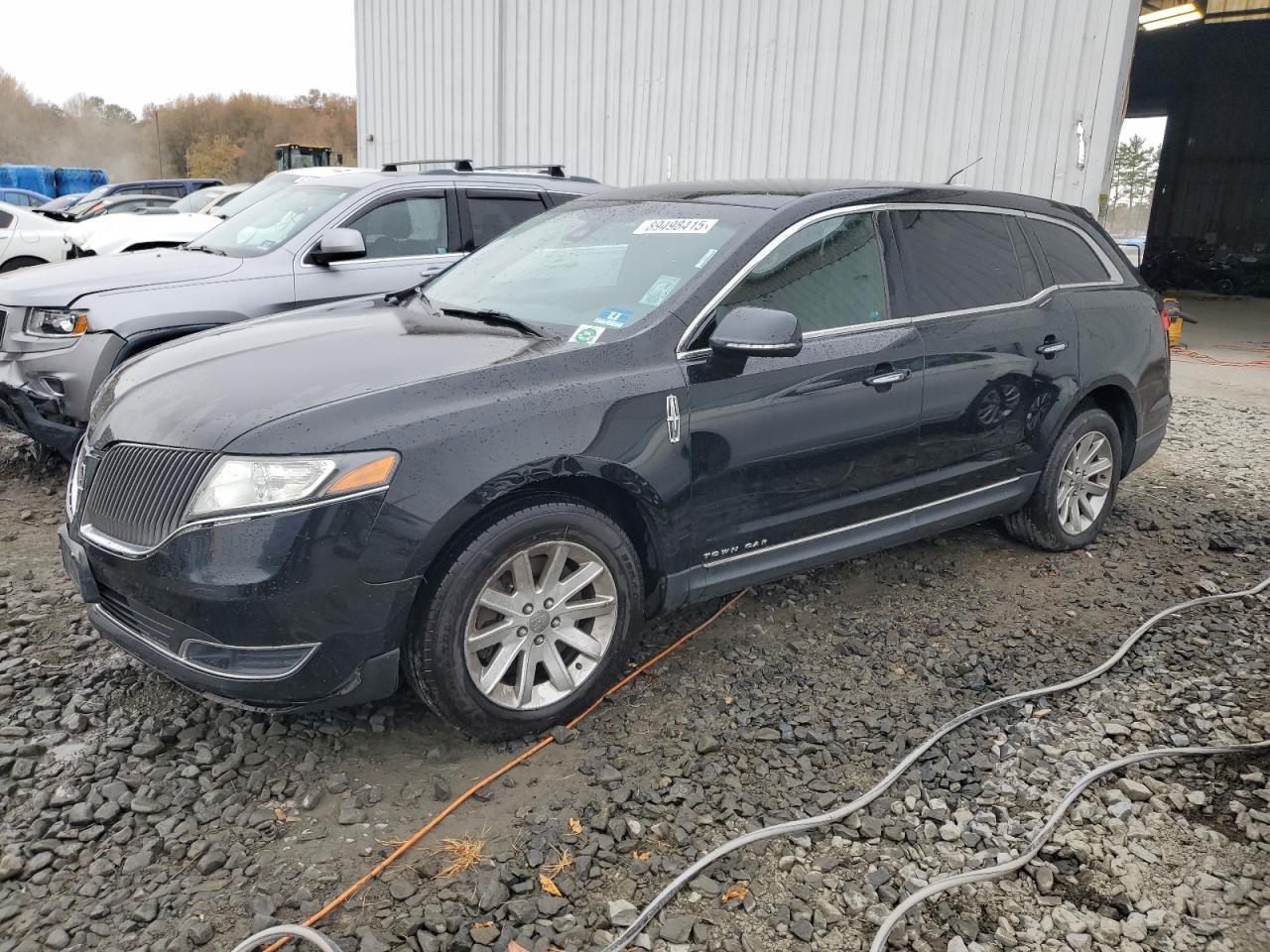 2016 Lincoln Mkt - zdjęcie główne
