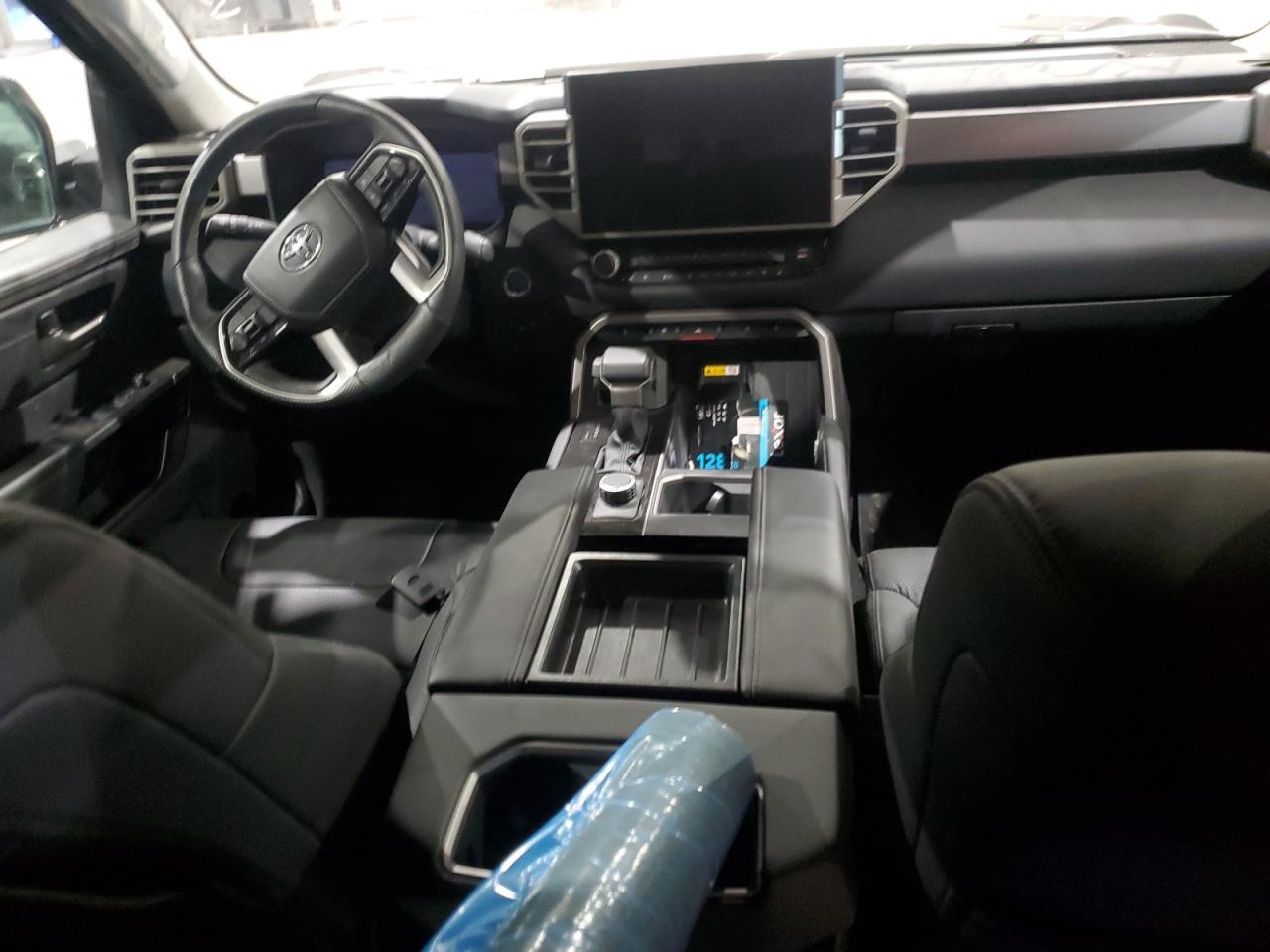 2024 Toyota Tundra Crewmax Platinum - zdjęcie 8