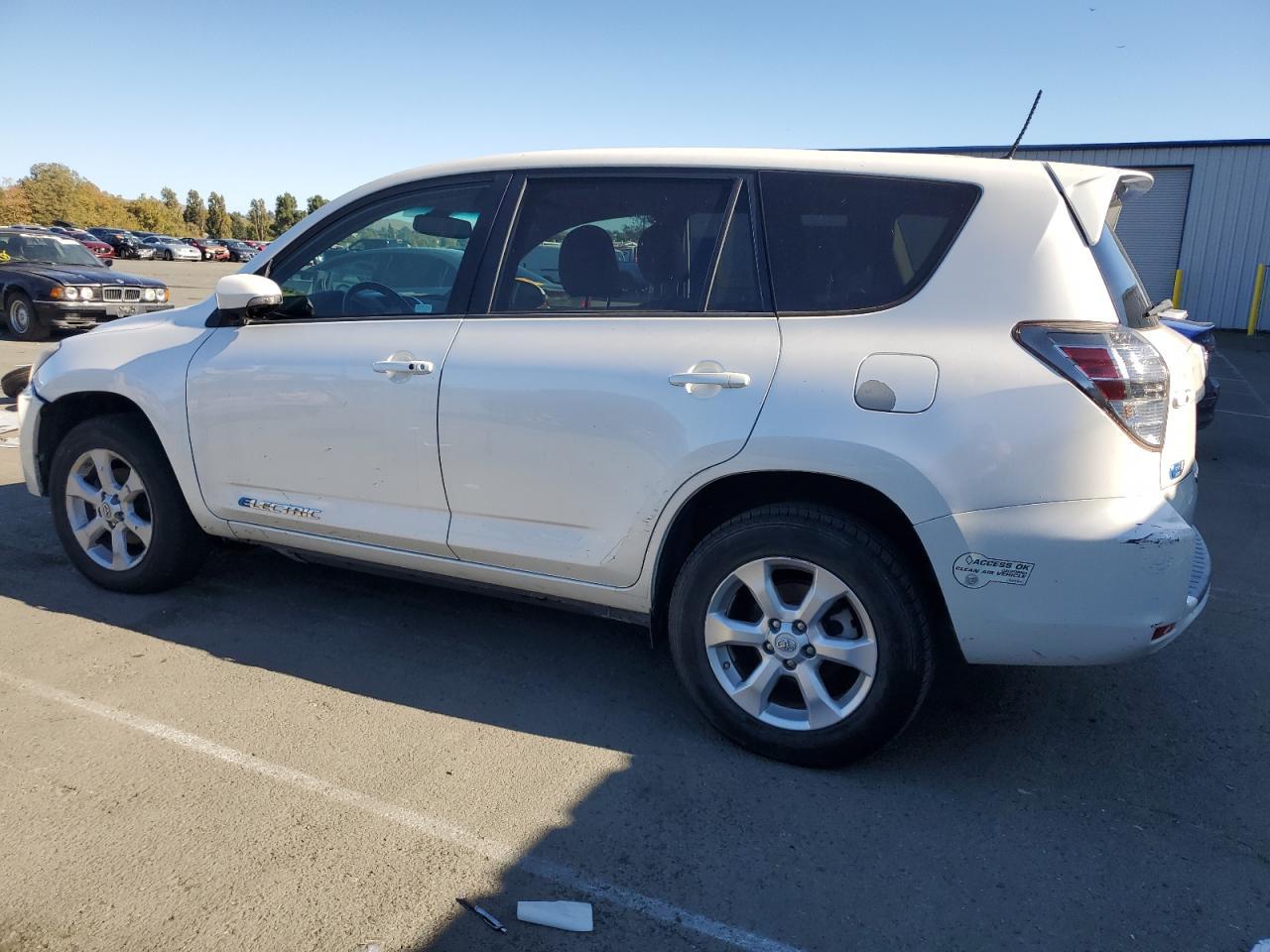 2013 Toyota Rav4 Ev - zdjęcie 2