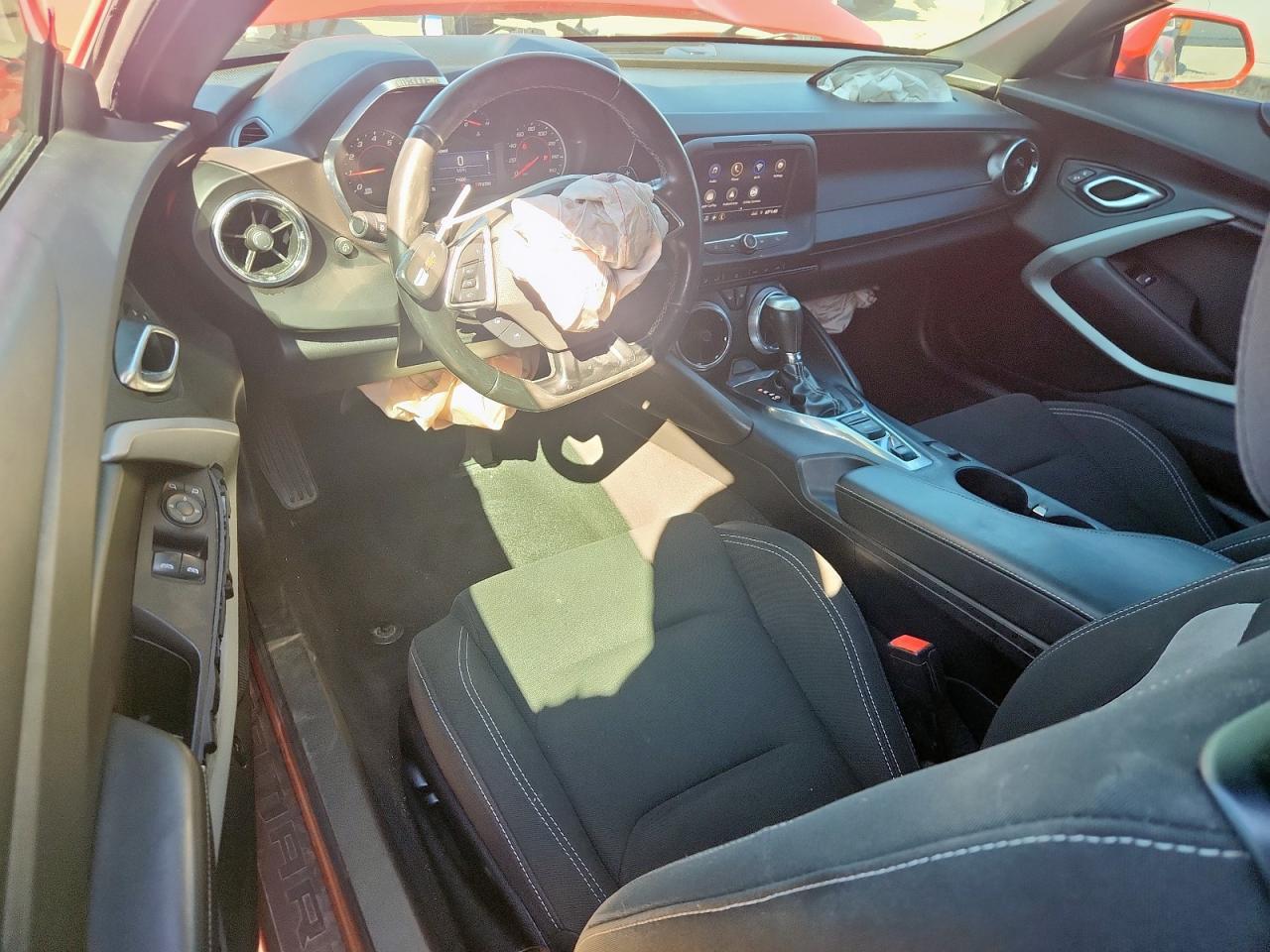 2020 Chevrolet Camaro - zdjęcie 8
