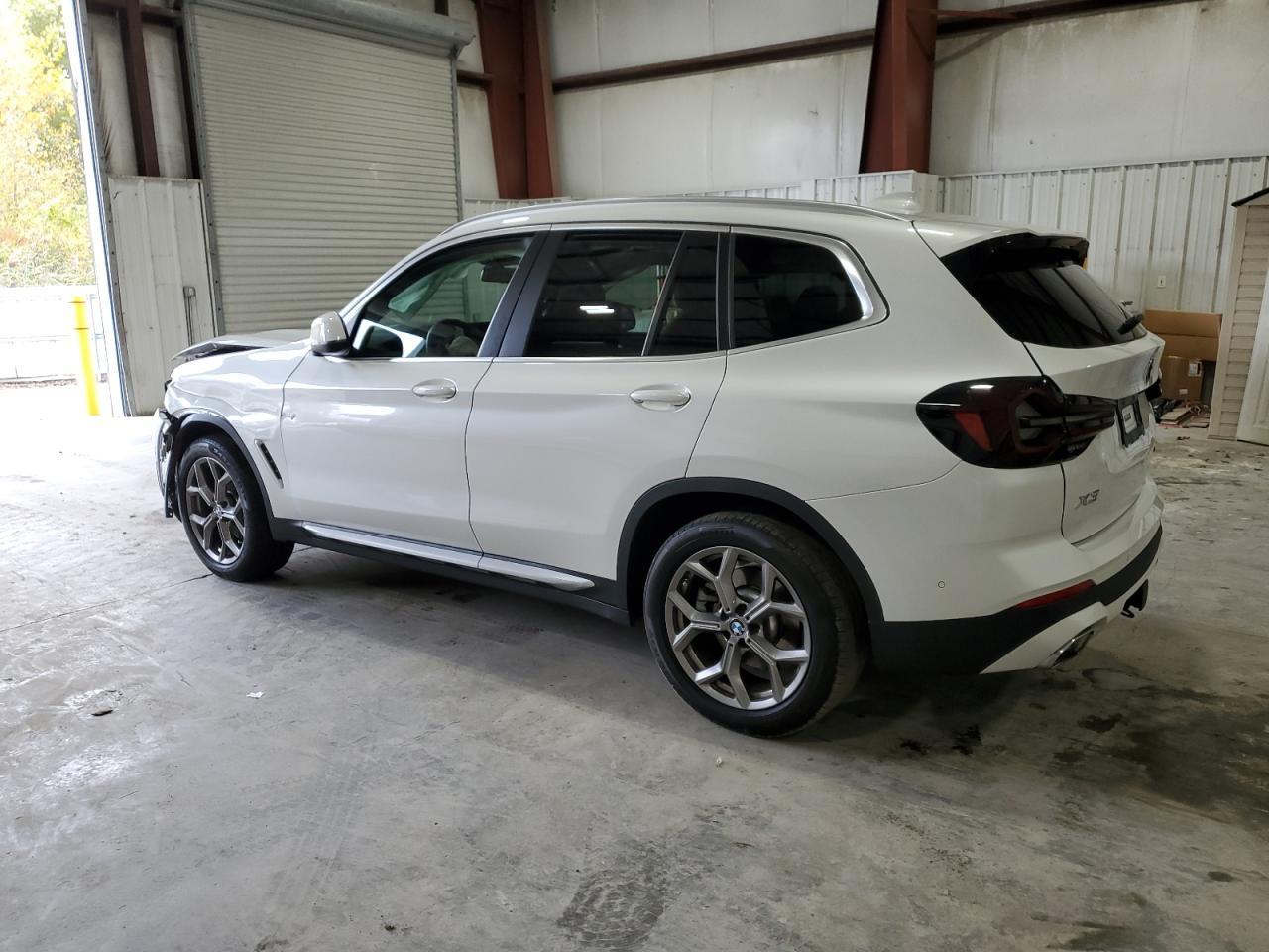 2023 BMW X3 - zdjęcie 2