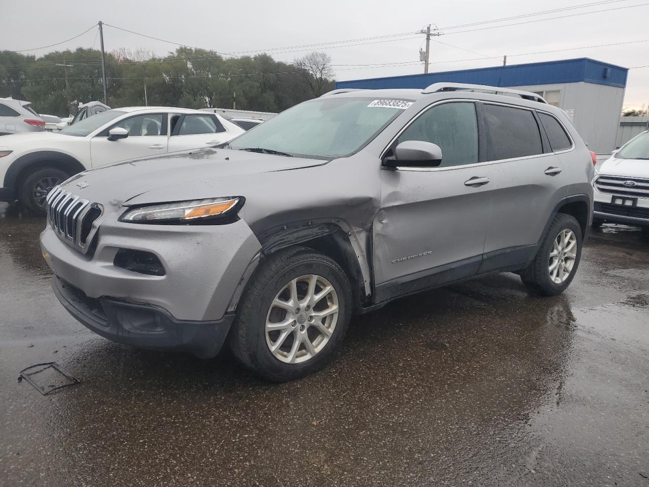2016 Jeep Cherokee Latitude - zdjęcie główne