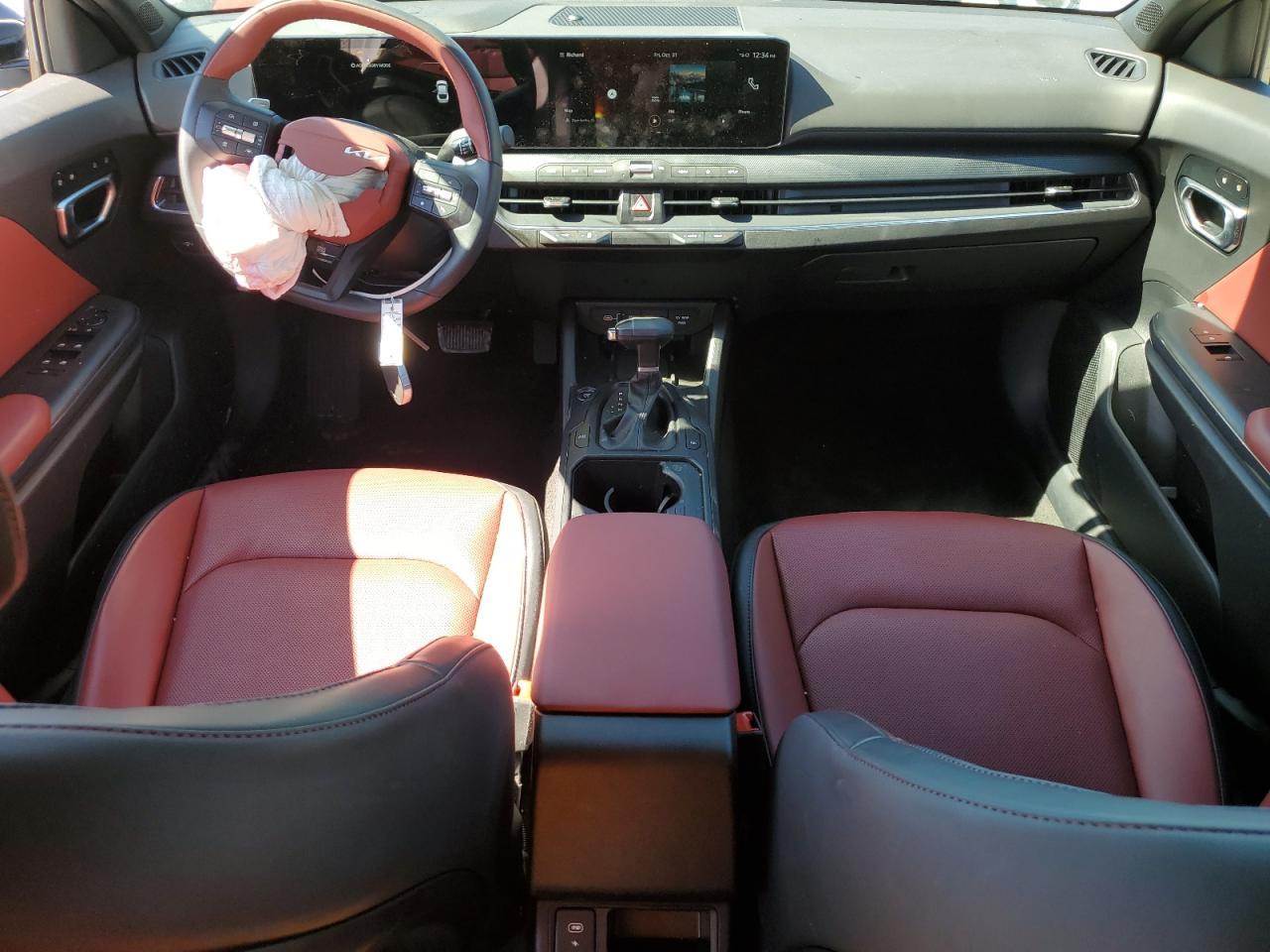 2025 Kia K4 Gt Line - zdjęcie 8