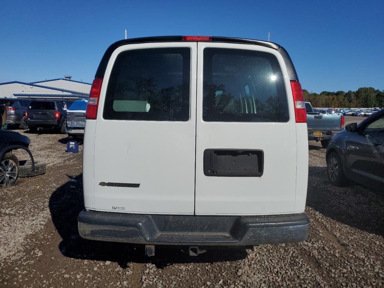 2018 Chevrolet Express G2500 - zdjęcie 6