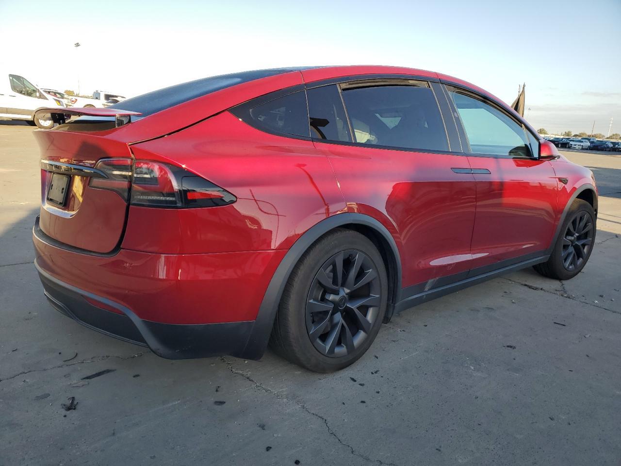 2024 Tesla Model X - zdjęcie 3