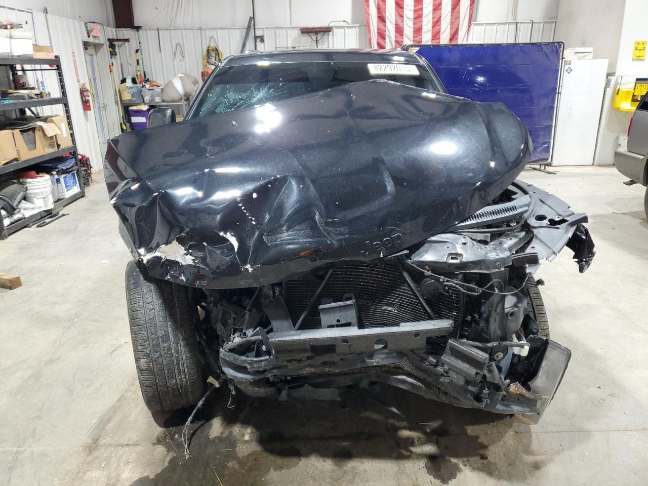 2017 Jeep Grand Cherokee Laredo - zdjęcie 5