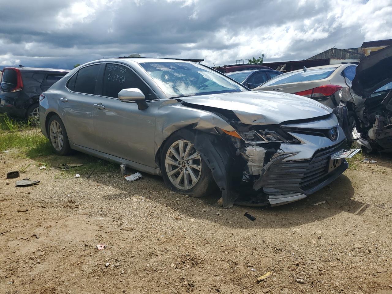 2023 Toyota Camry Le - zdjęcie 4