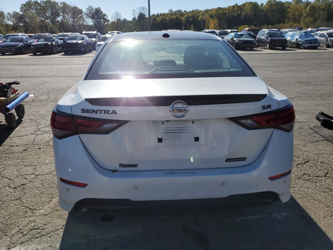 2022 Nissan Sentra - zdjęcie 6