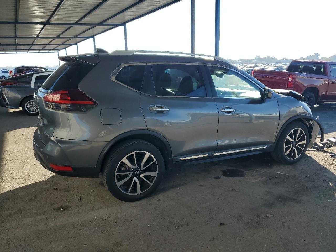 2020 Nissan Rogue S - zdjęcie 3