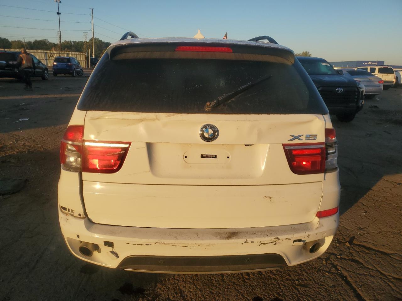 2013 BMW X5 xDrive35I - zdjęcie 6