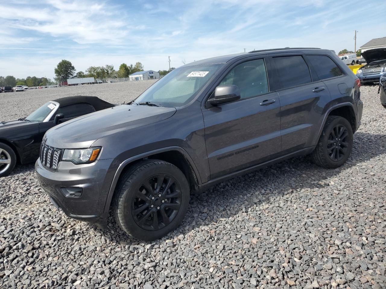 2018 Jeep Grand Cherokee - zdjęcie główne