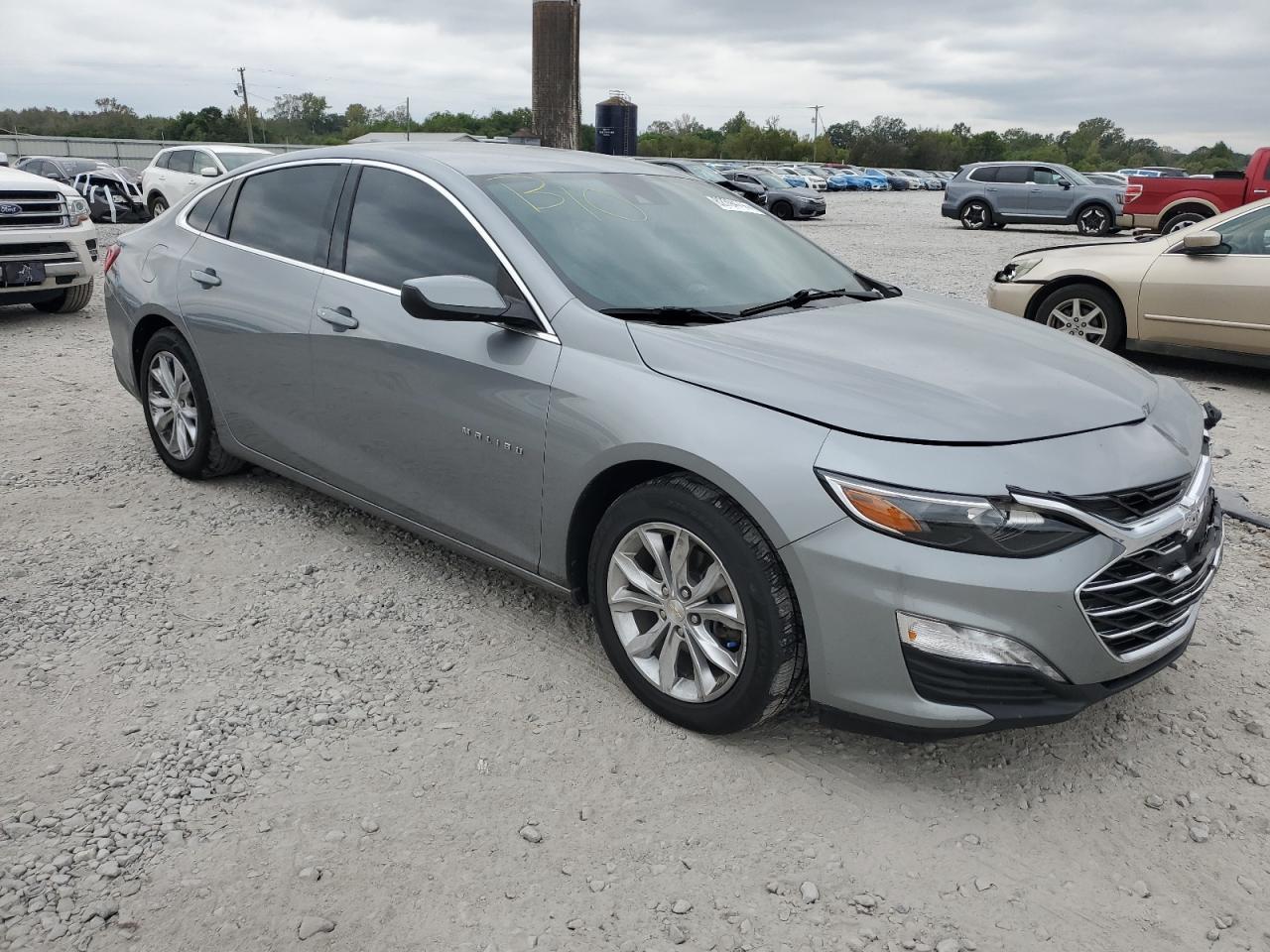 2023 Chevrolet Malibu Lt - zdjęcie 4