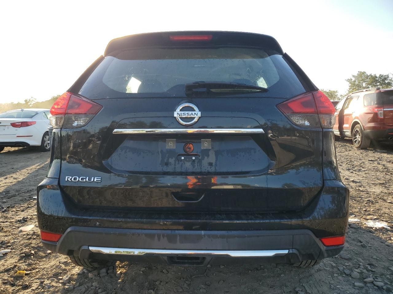 2017 Nissan Rogue S - zdjęcie 6