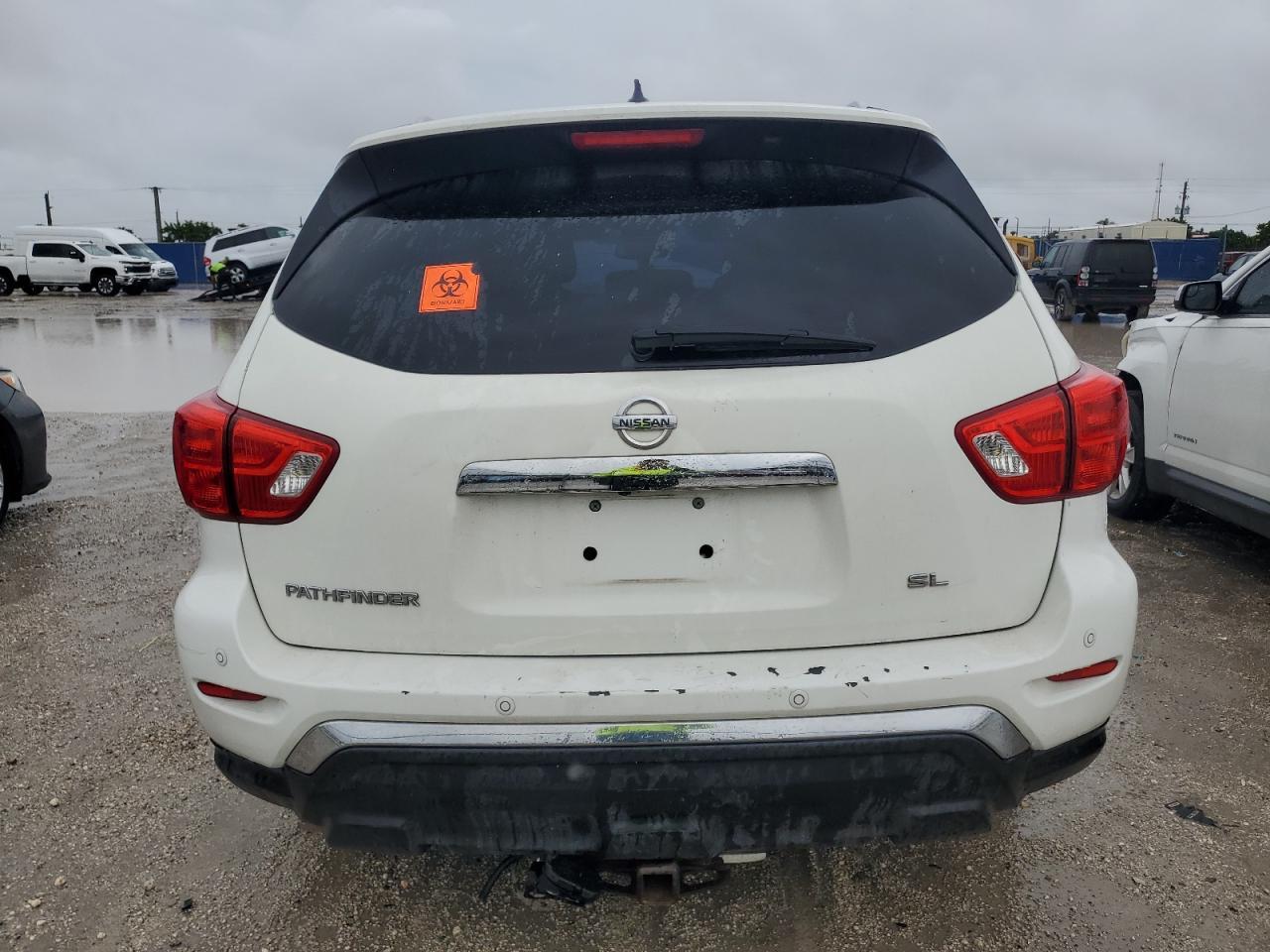 2018 Nissan Pathfinder S - zdjęcie 6