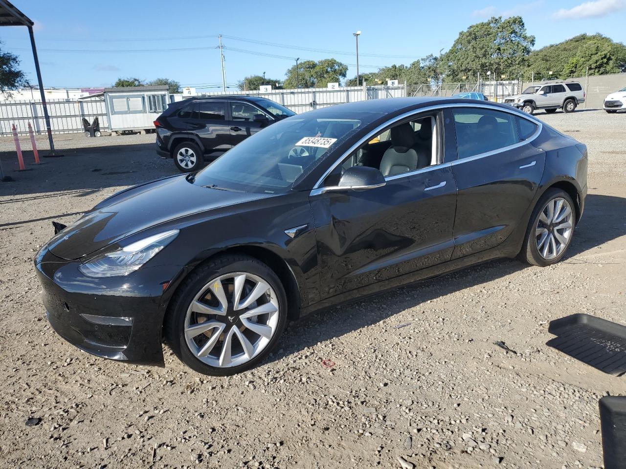 2020 Tesla Model 3 - zdjęcie główne
