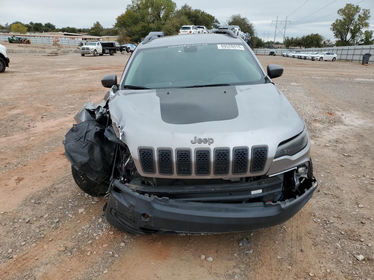 2019 Jeep Cherokee Trailhawk - zdjęcie 5