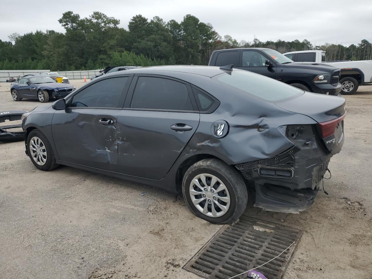 2023 Kia Forte Lx - zdjęcie 2
