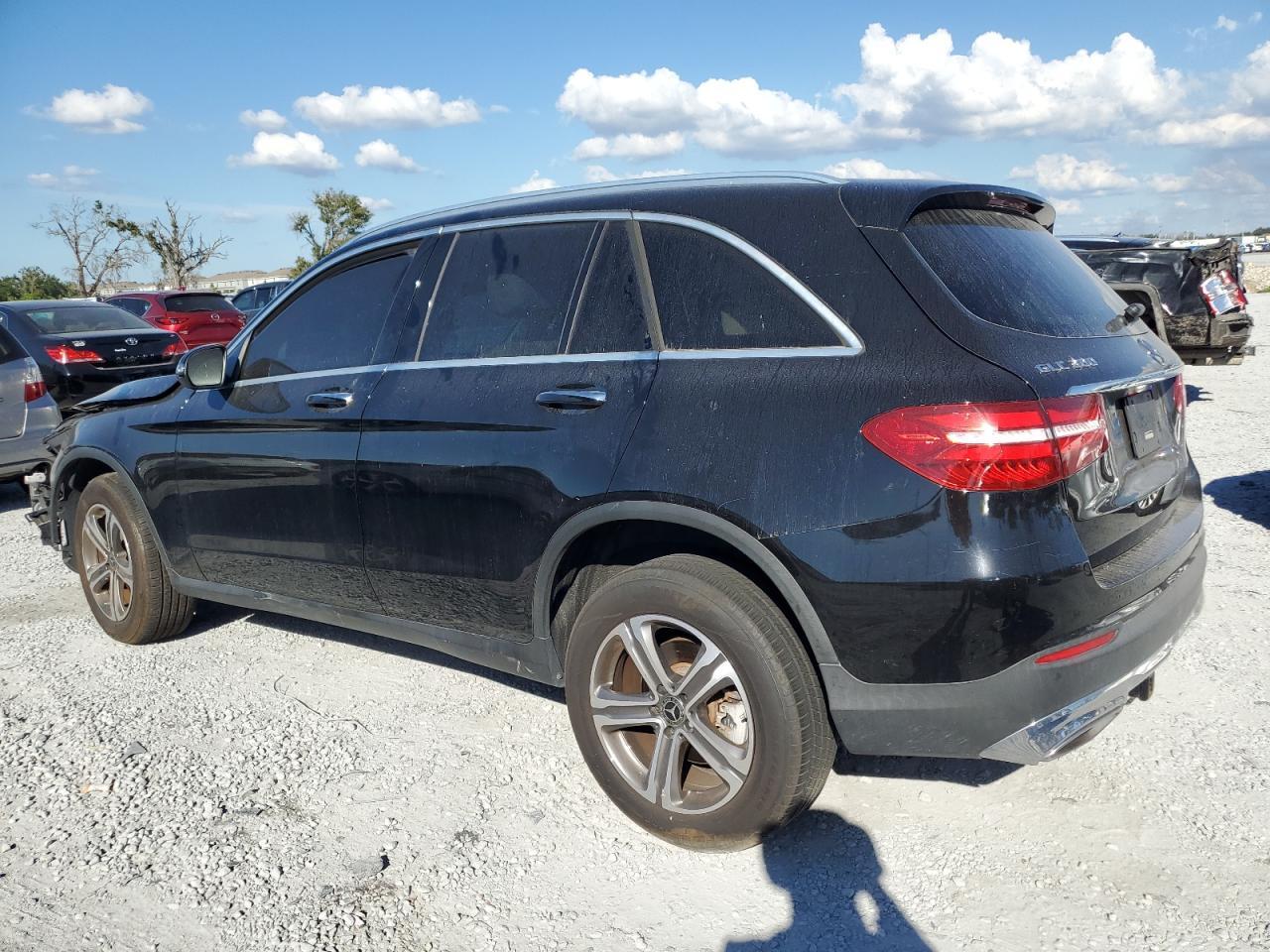 2019 Mercedes-Benz GLC - zdjęcie 2