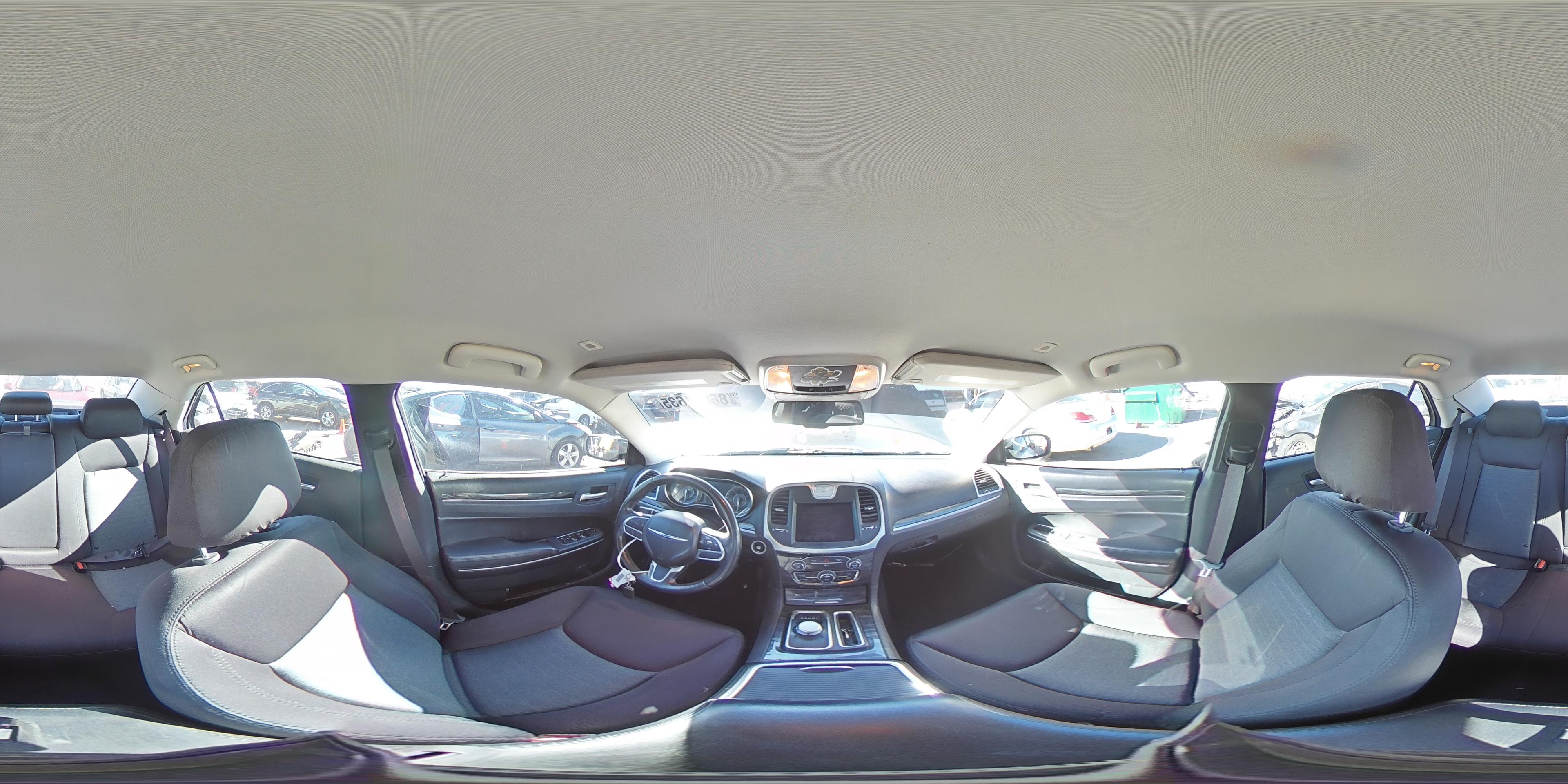 2019 Chrysler 300 Touring - zdjęcie 14