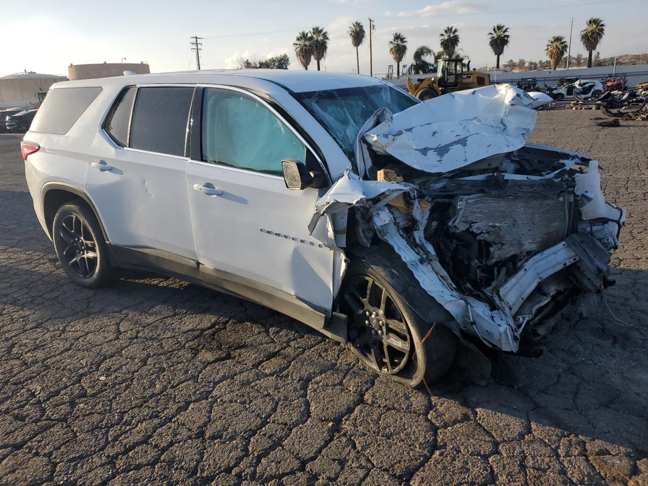 2021 Chevrolet Traverse Ls - zdjęcie 4