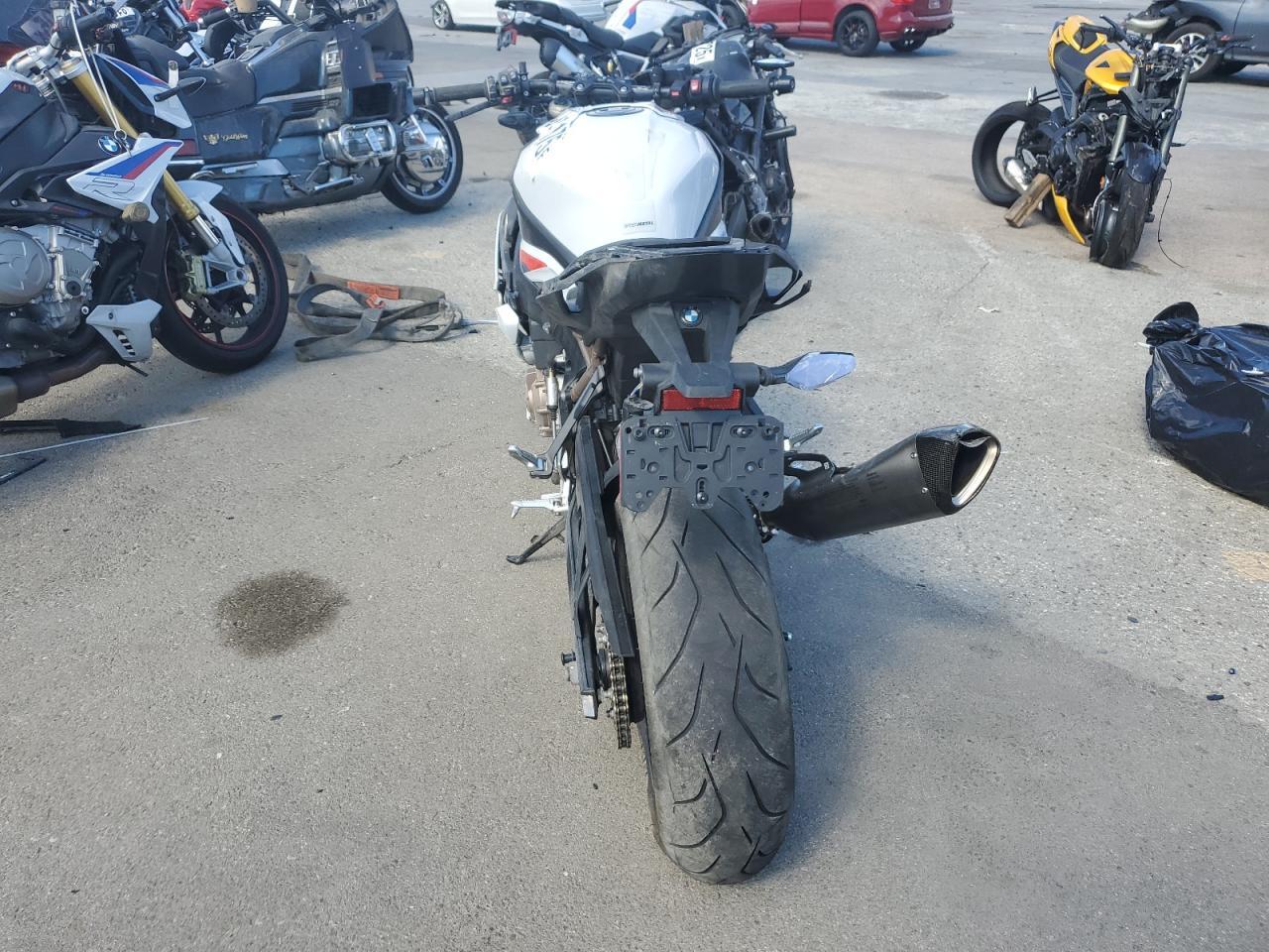 2024 BMW S 1000 R - zdjęcie 4