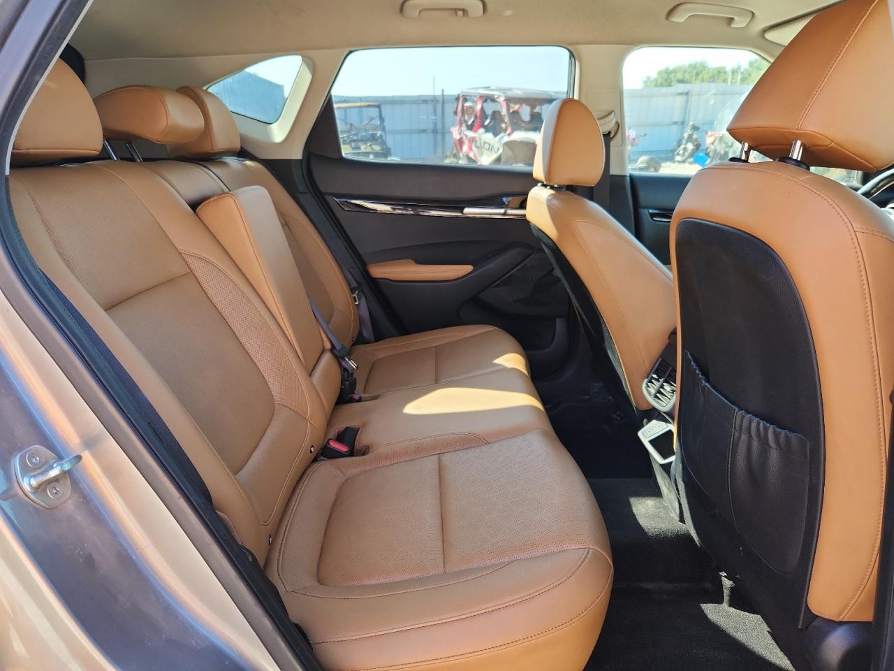 2024 Kia Seltos - zdjęcie 11