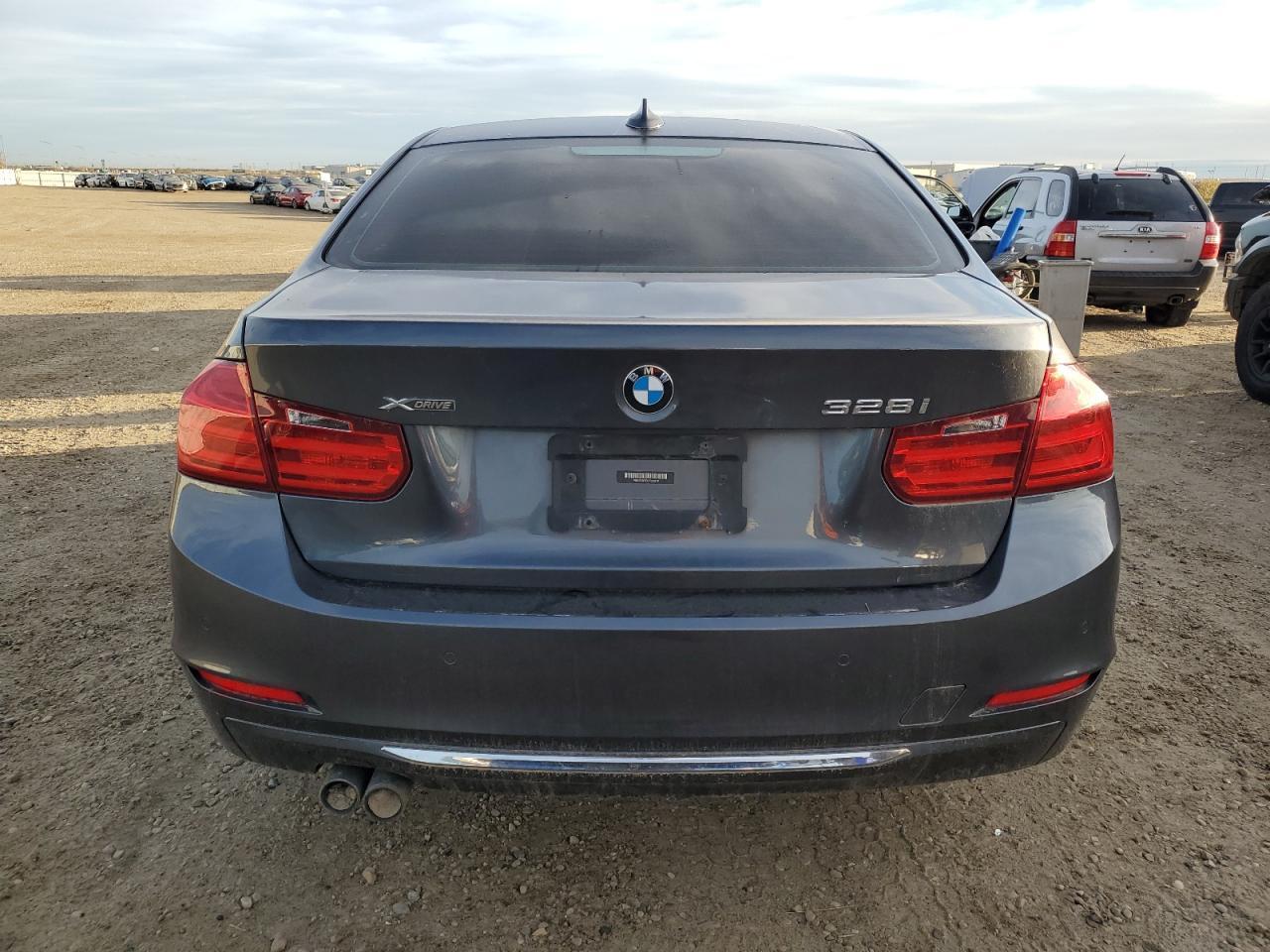 2013 BMW 328 Xi - zdjęcie 6