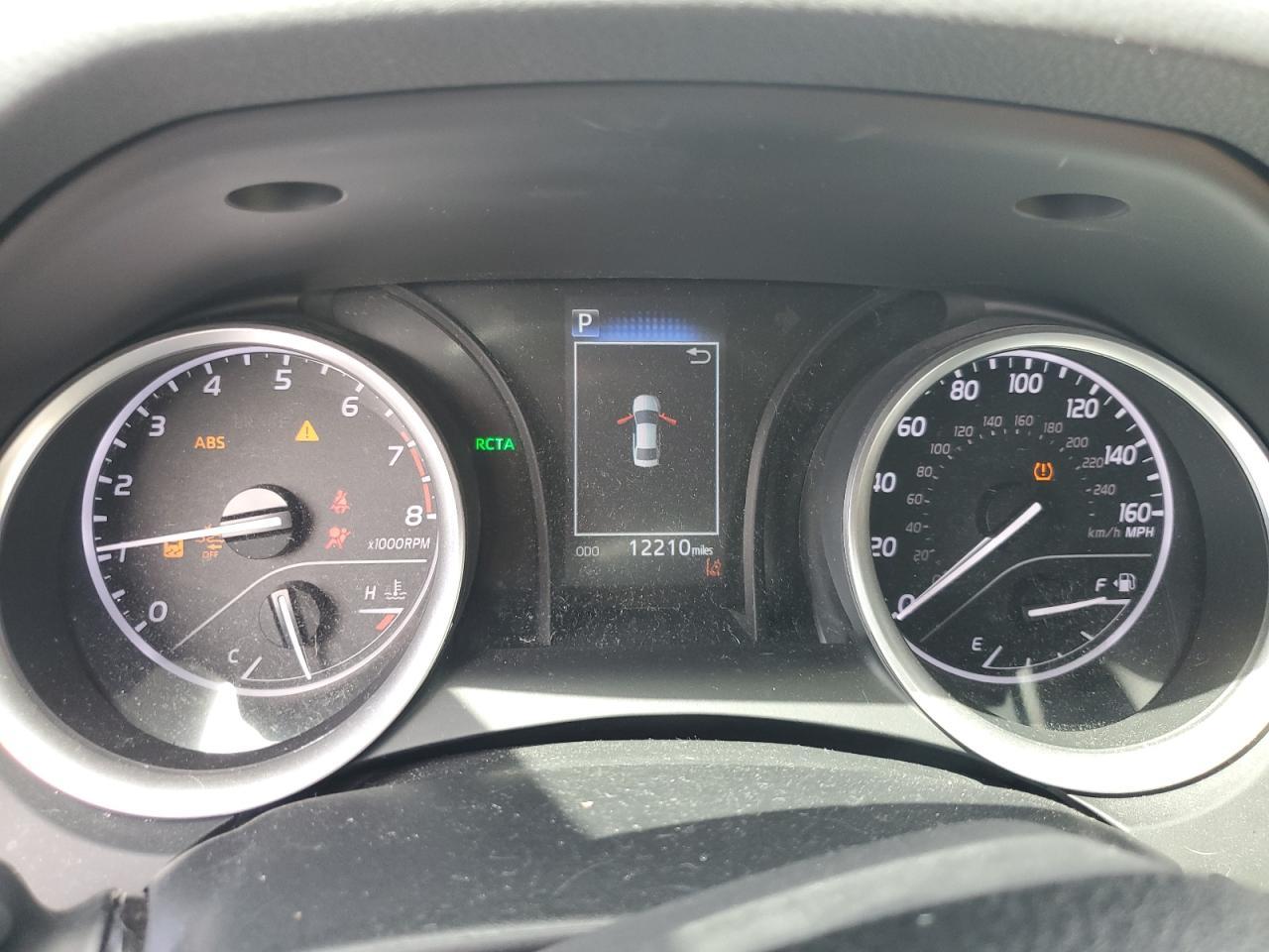 2023 Toyota Camry Le - zdjęcie 9