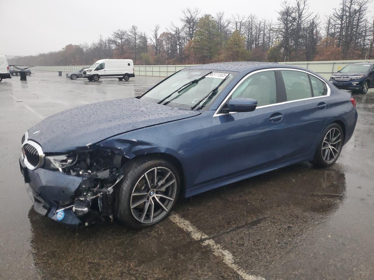 2021 BMW Seria 3 - zdjęcie główne