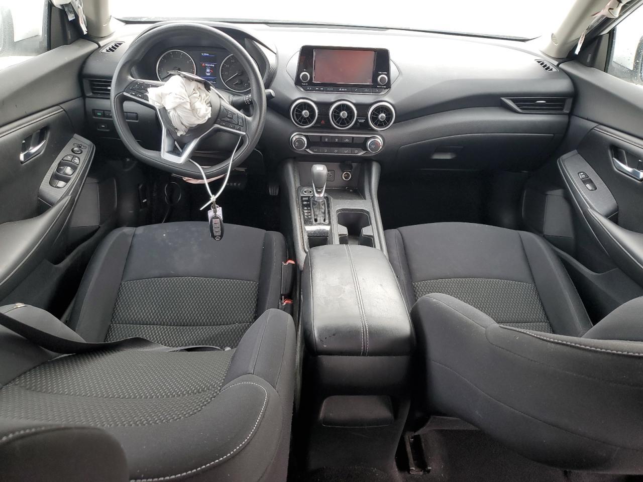 2021 Nissan Sentra - zdjęcie 8