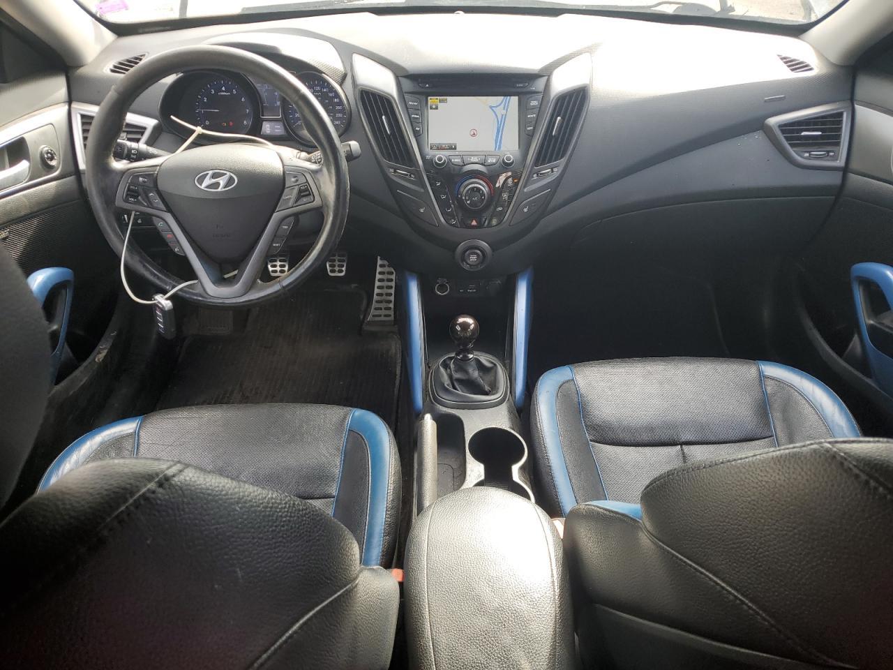 2015 Hyundai Veloster Turbo - zdjęcie 8