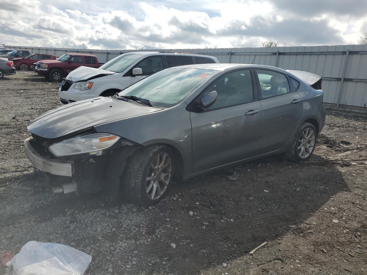 2013 Dodge Dart Sxt - zdjęcie główne