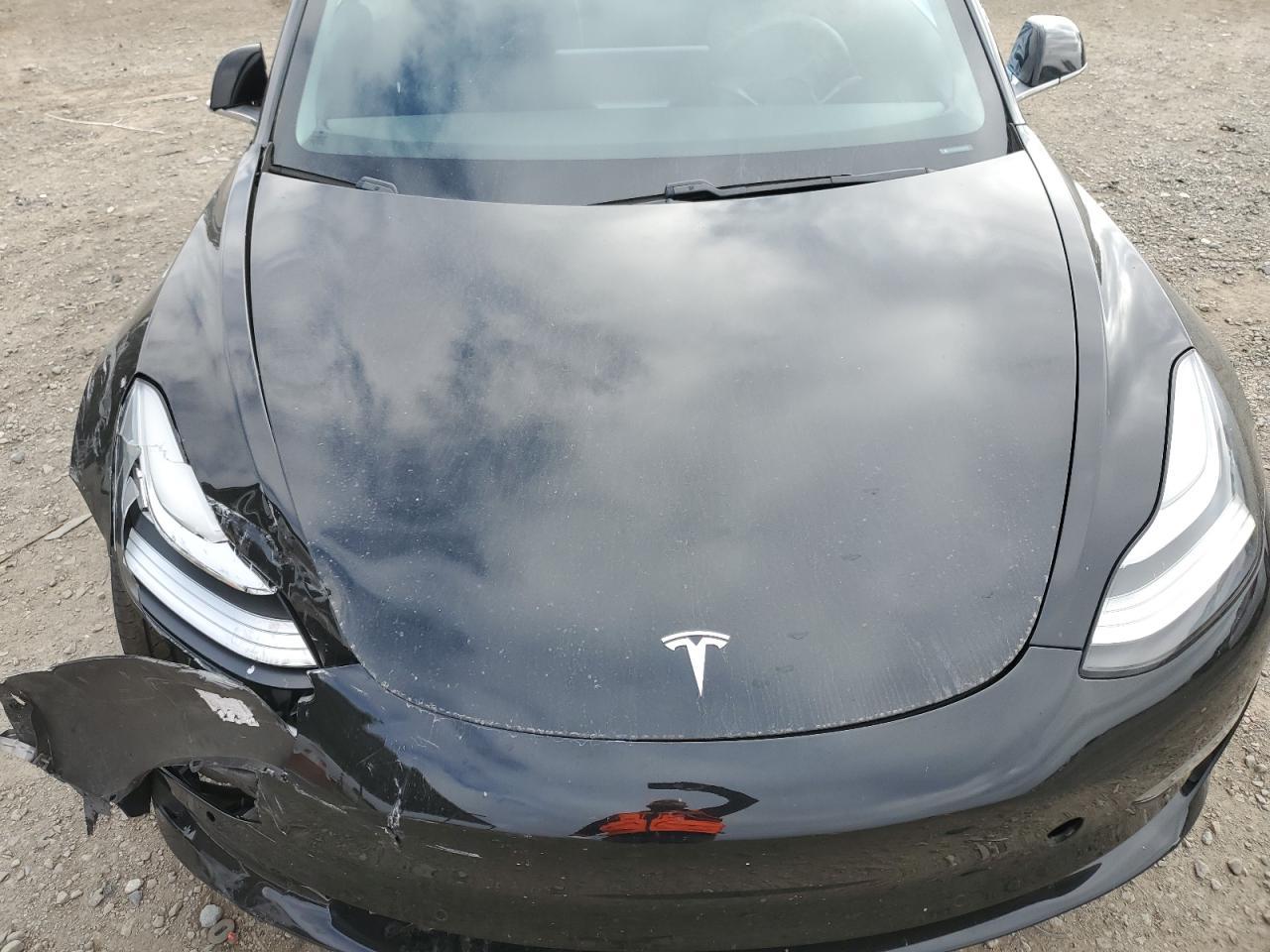 2020 Tesla Model 3 - zdjęcie 11