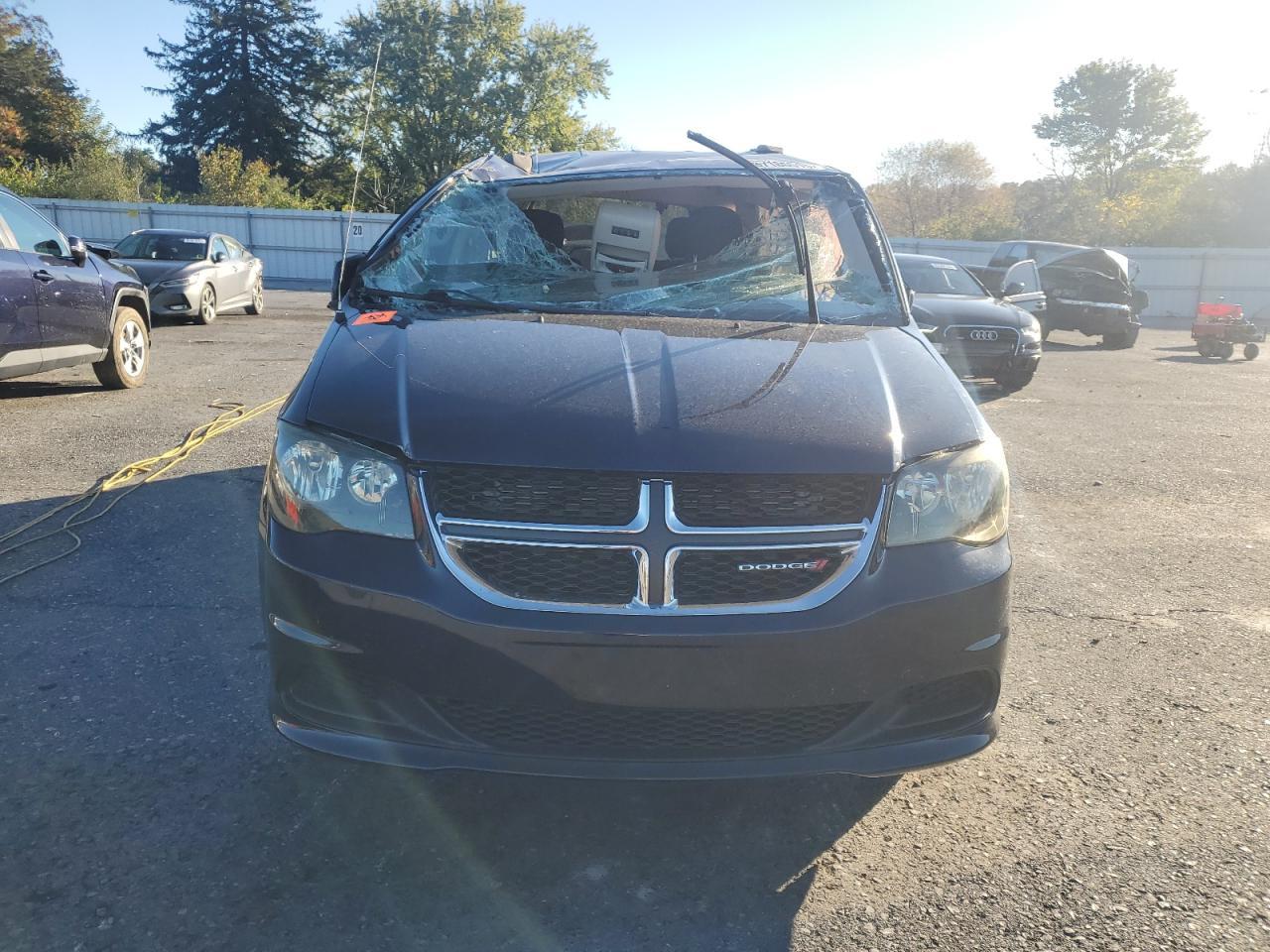 2014 Dodge Caravan - zdjęcie 5