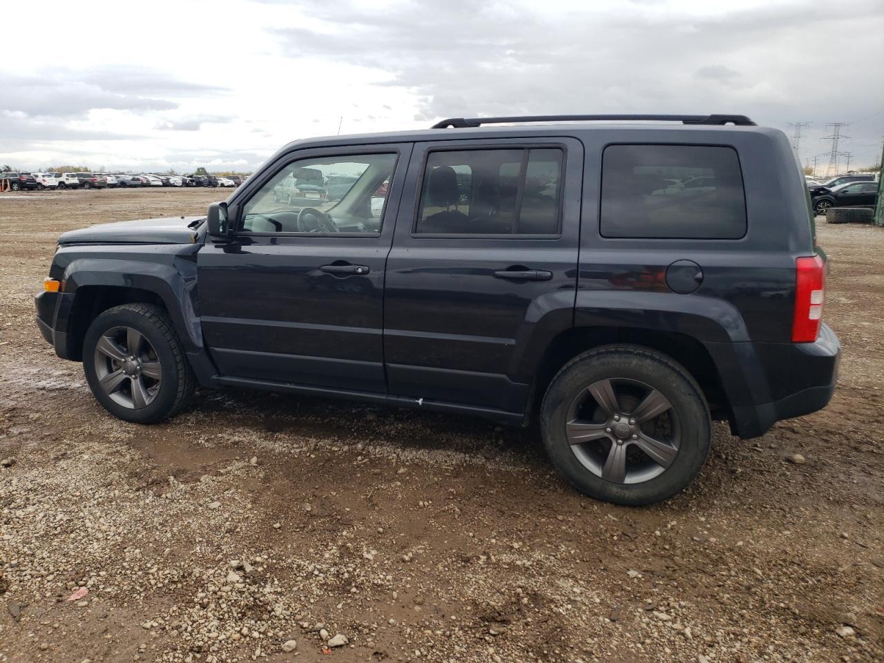 2015 Jeep Patriot Latitude - zdjęcie 2