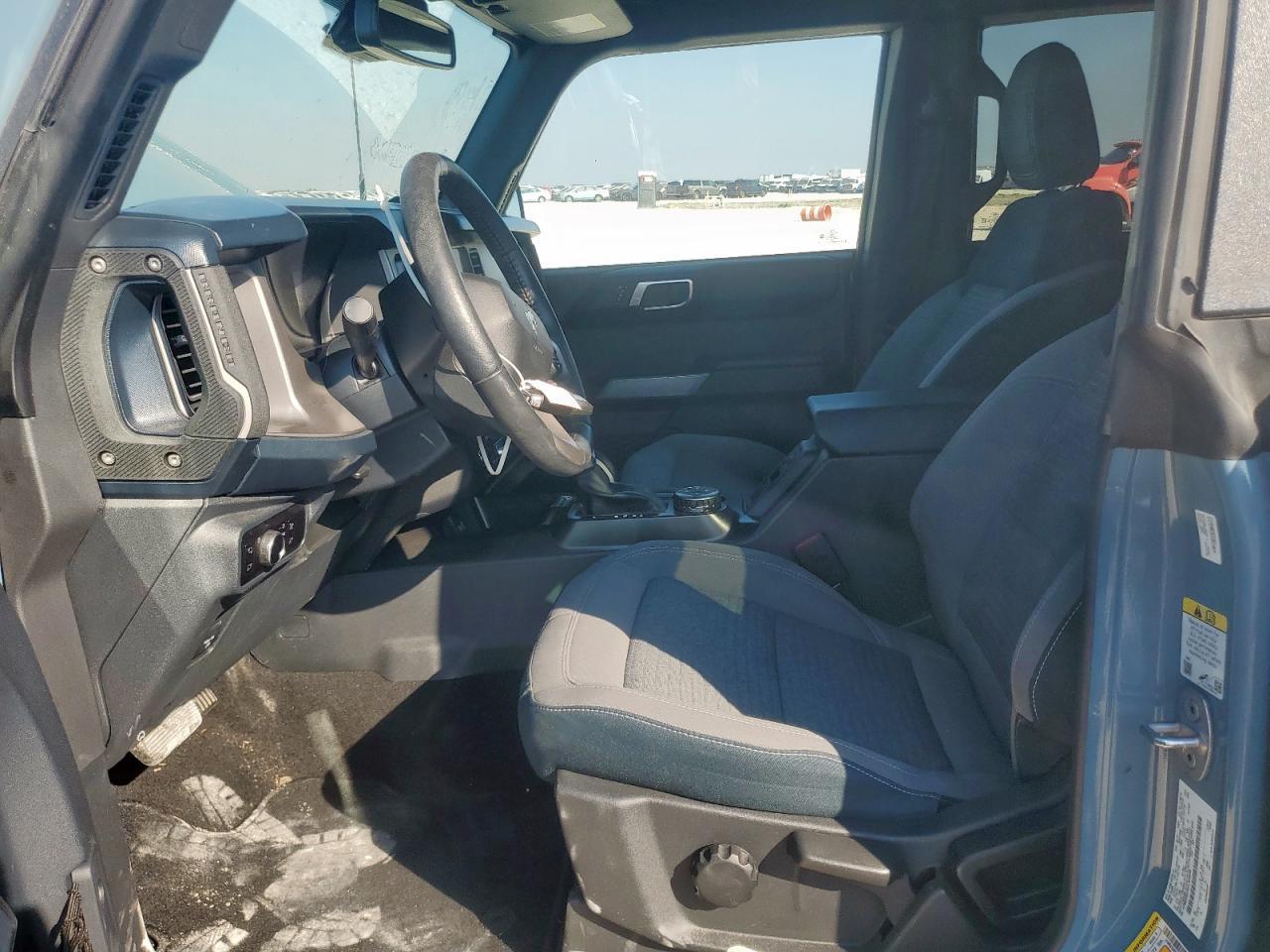 2023 Ford Bronco Base - zdjęcie 7