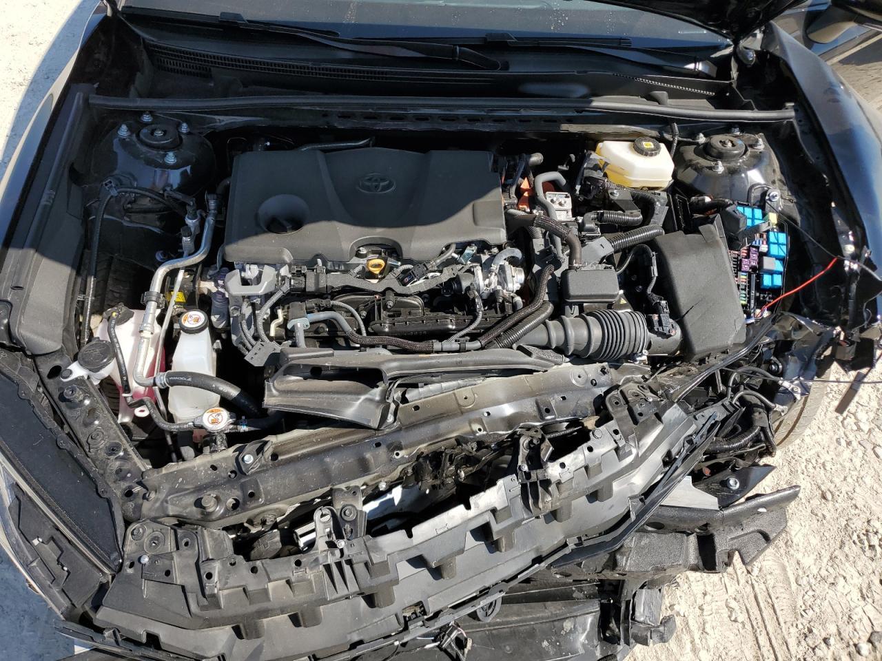 2025 Toyota Camry - zdjęcie 11