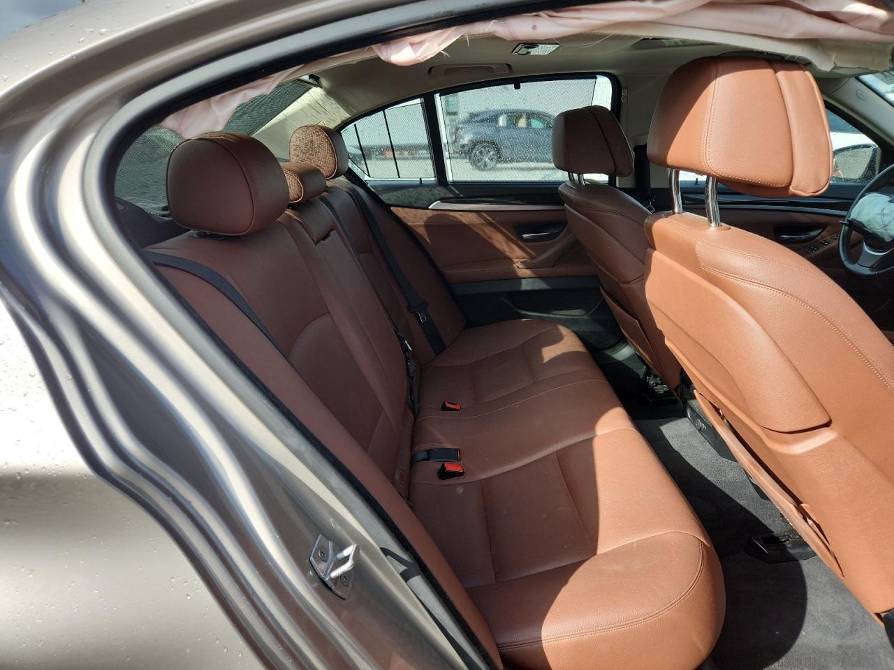 2016 BMW Seria 5 535i - zdjęcie 10