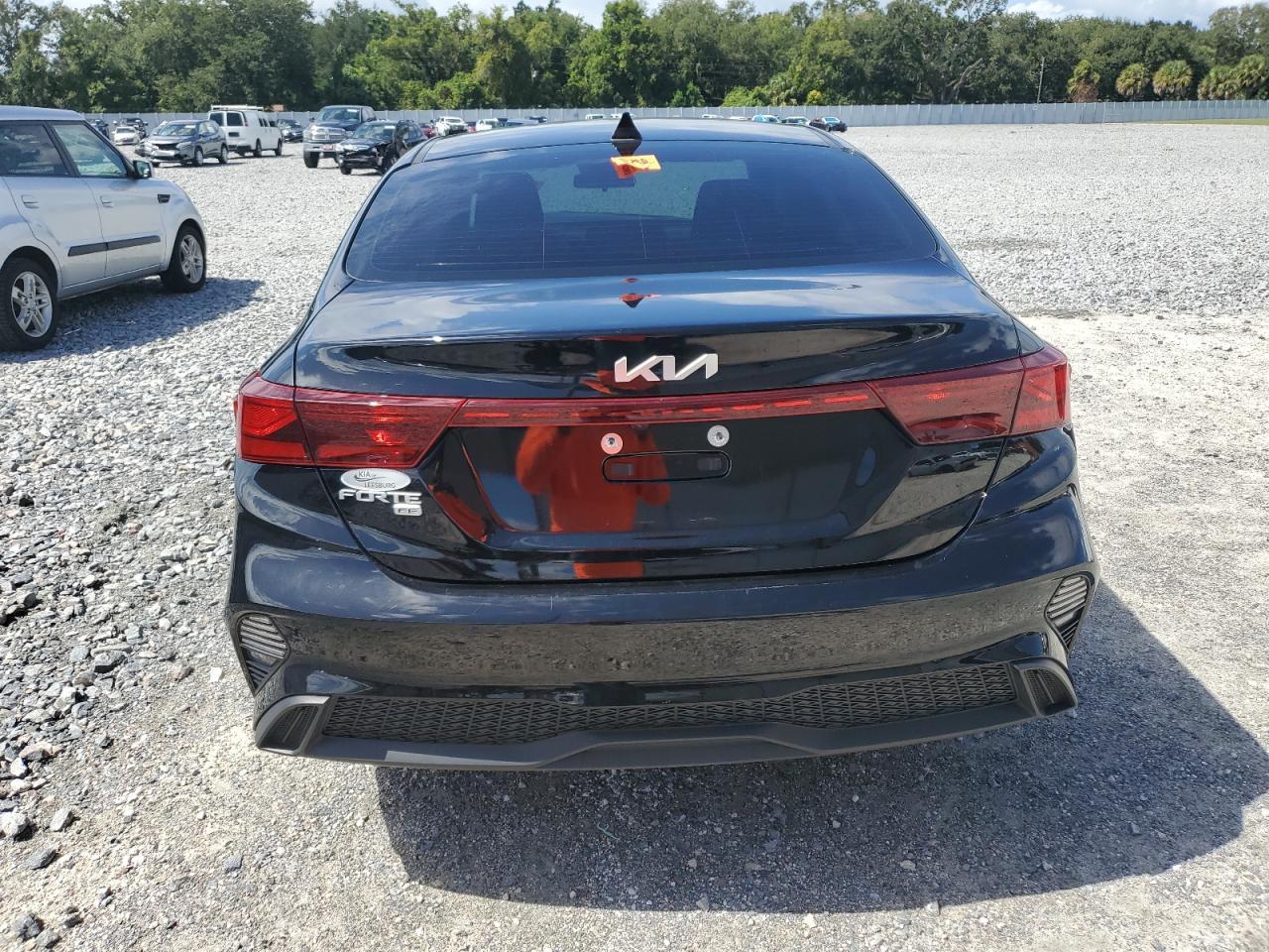 2023 Kia Forte - zdjęcie 6