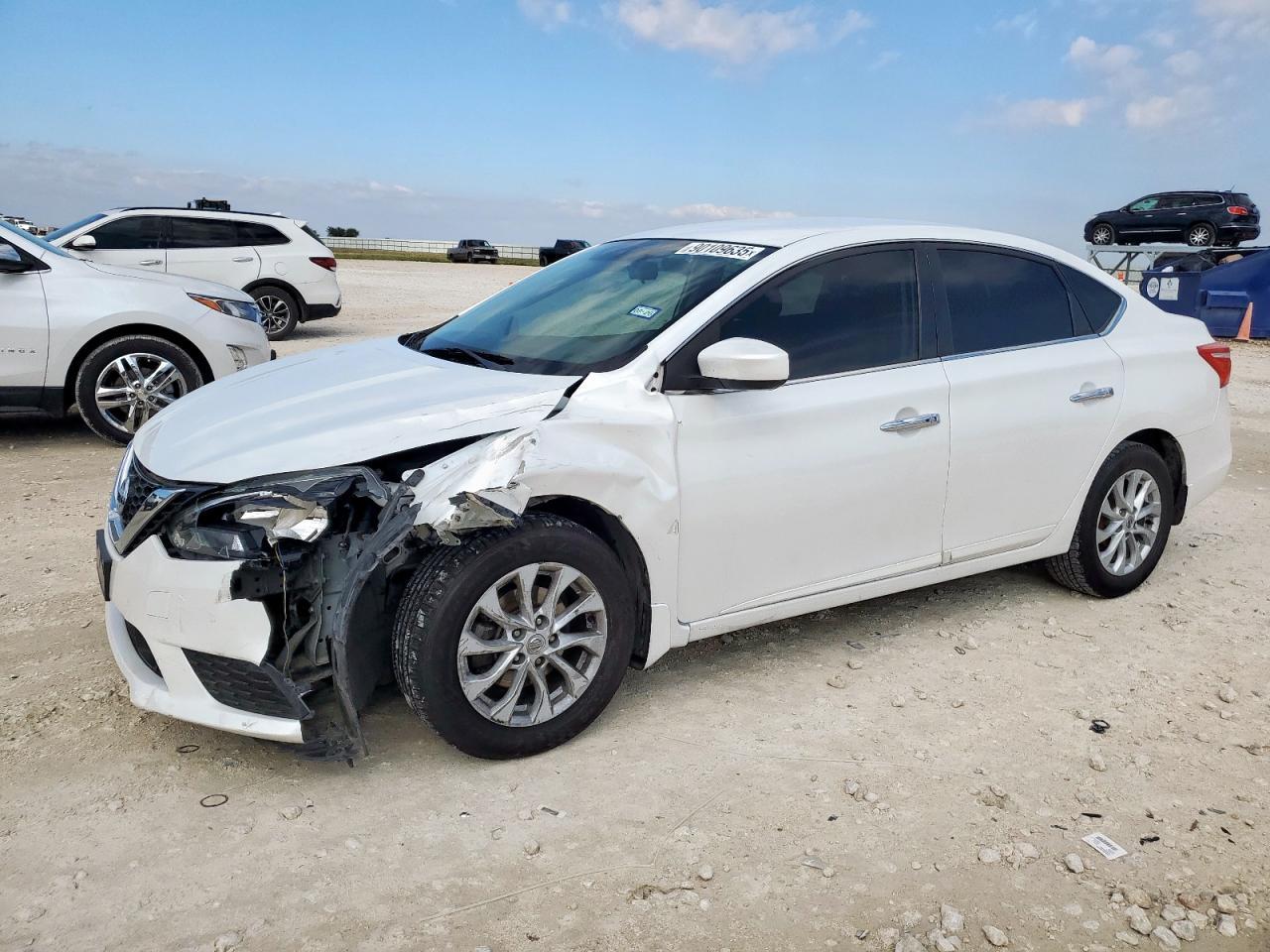 2019 Nissan Sentra S - zdjęcie główne
