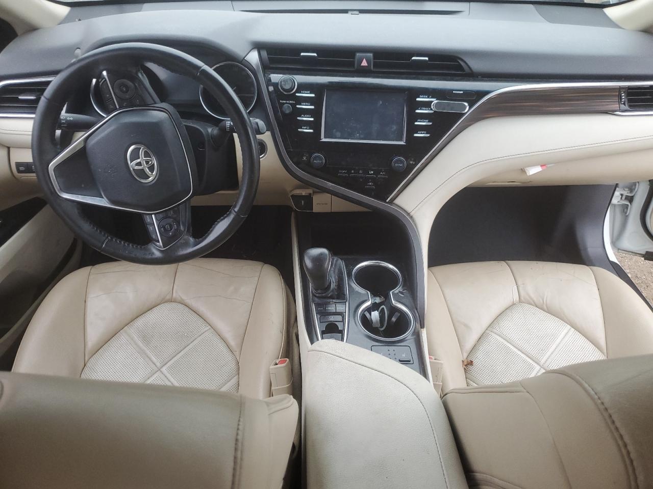 2018 Toyota Camry L - zdjęcie 8