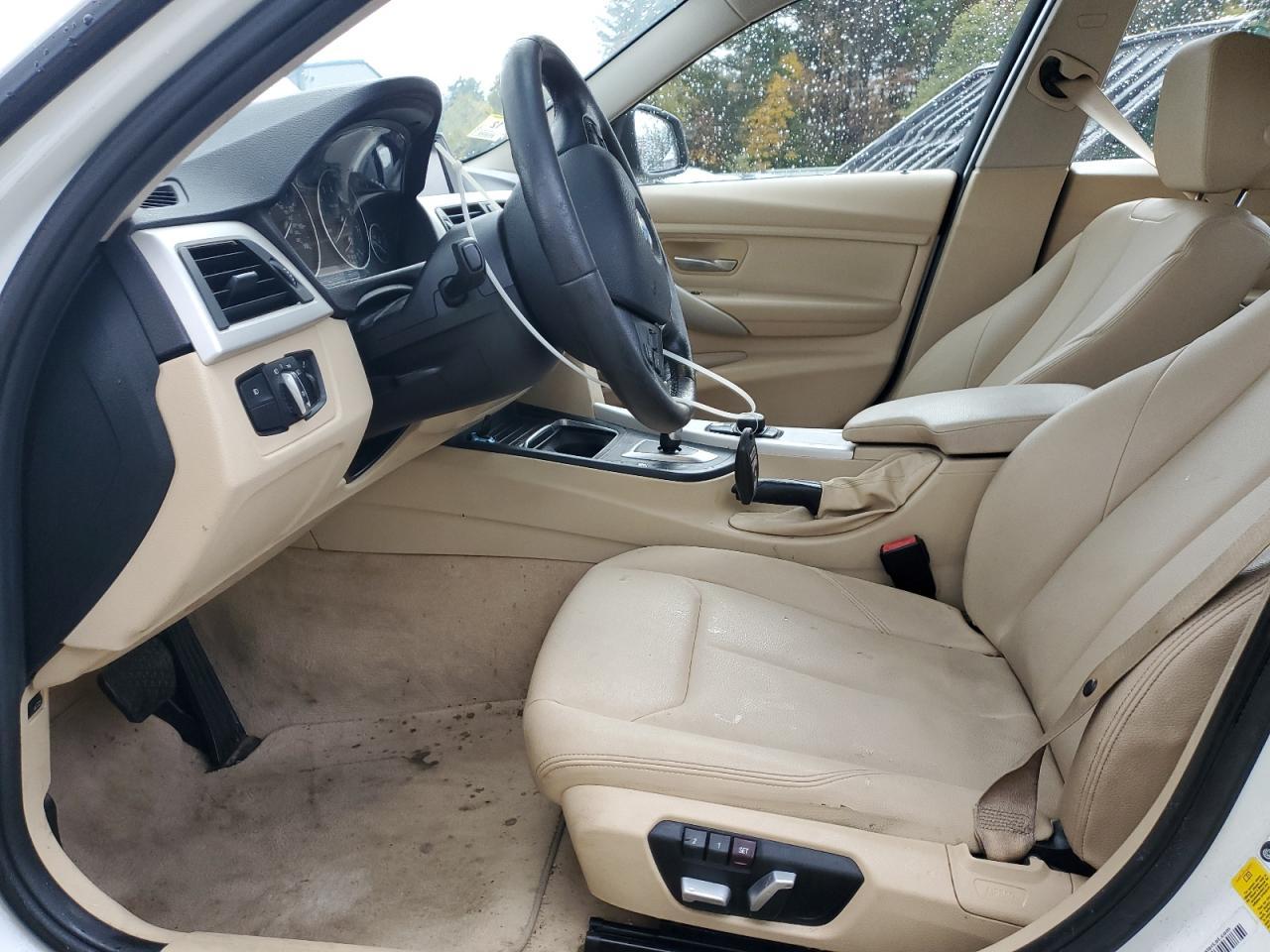 2016 BMW 320 I - zdjęcie 7
