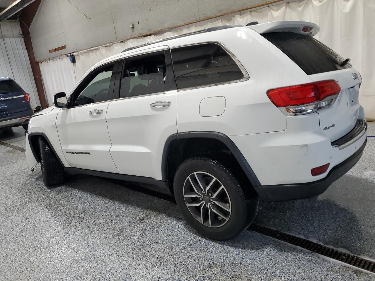 2019 Jeep Grand Cherokee - zdjęcie 2