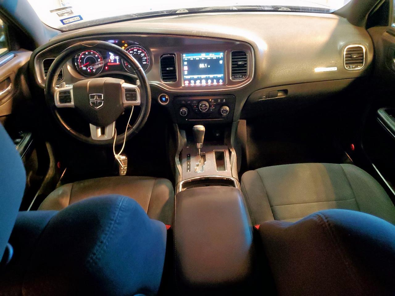 2014 Dodge Charger R - zdjęcie 8