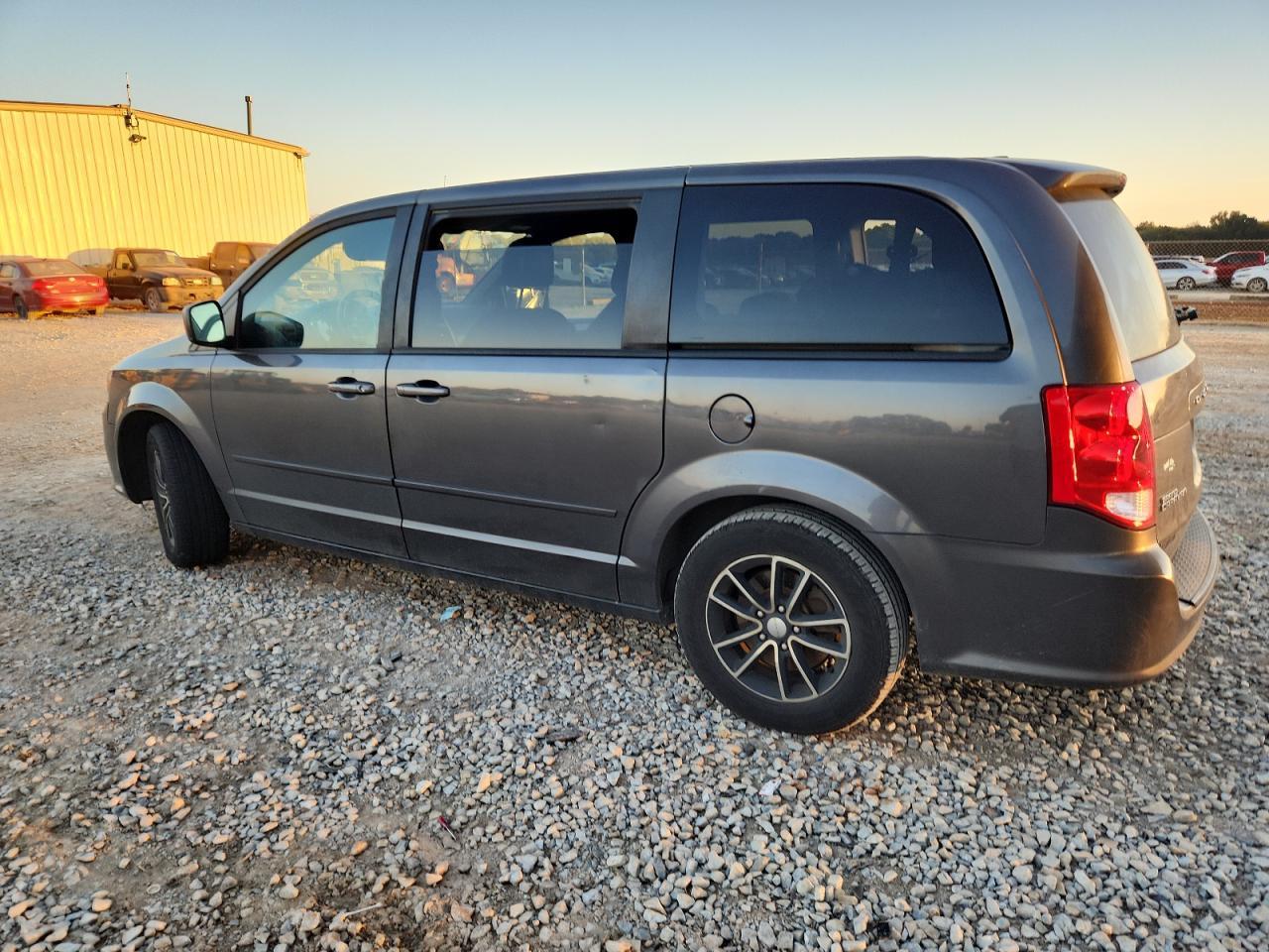 2015 Dodge Grand Caravan Se - zdjęcie 2