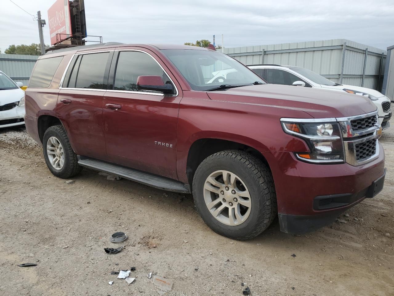 2017 Chevrolet Tahoe K1500 Ls - zdjęcie 4