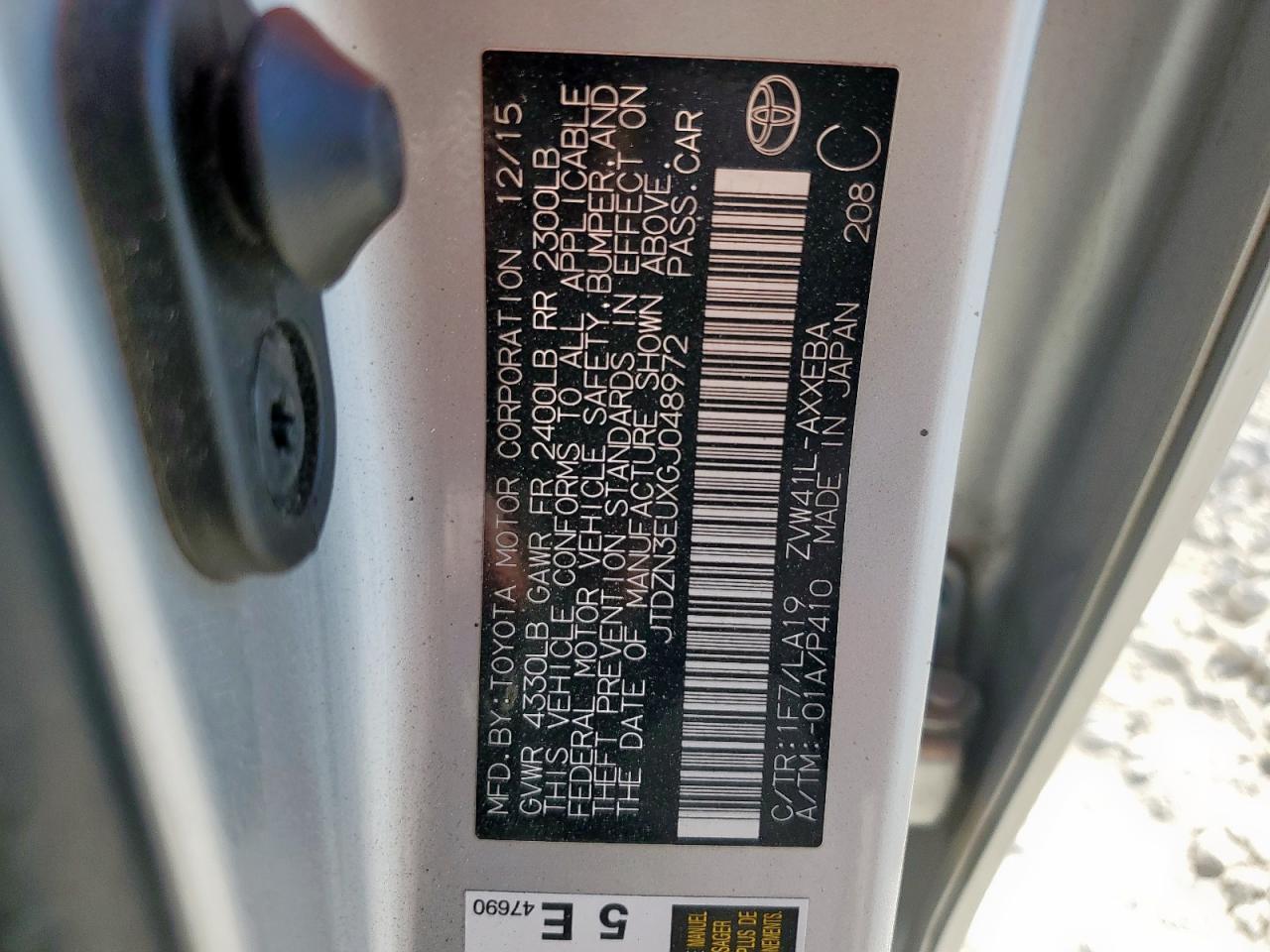 2016 Toyota Prius V - zdjęcie 12