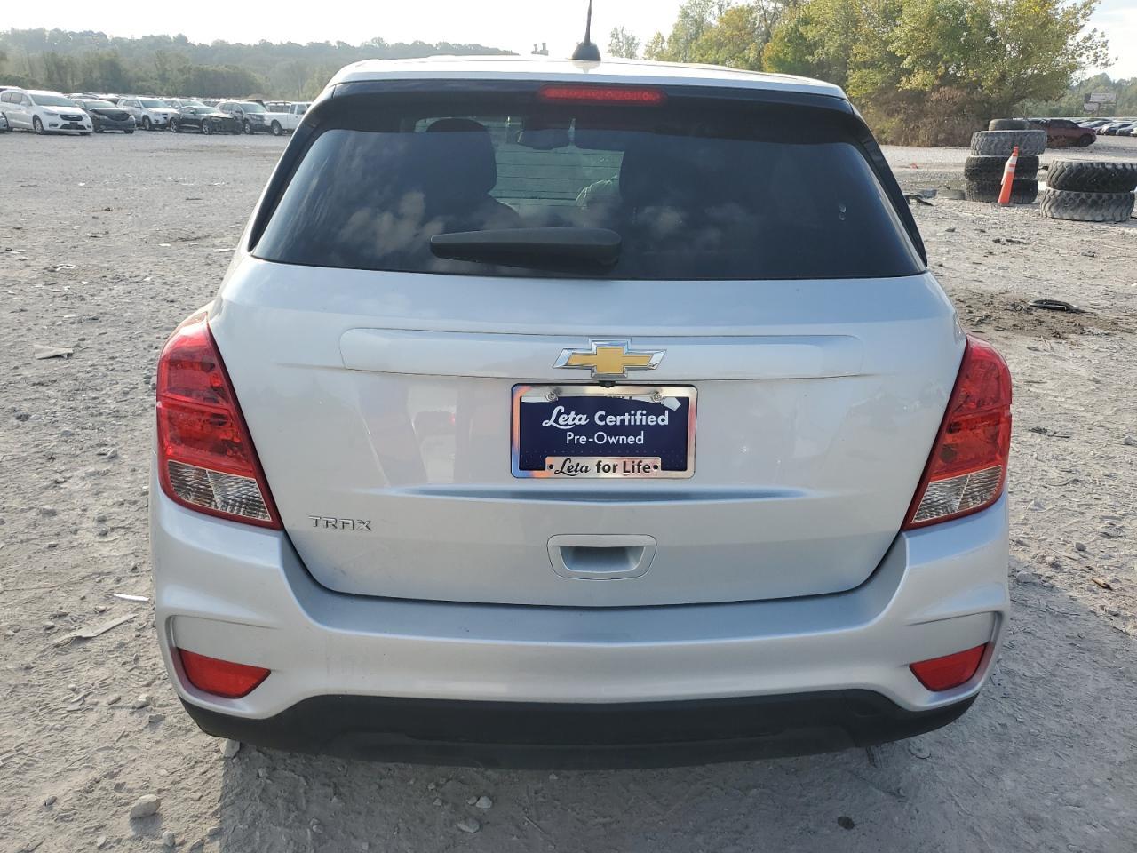 2022 Chevrolet Trax Ls - zdjęcie 6