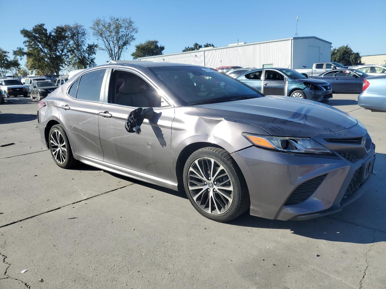 2018 Toyota Camry - zdjęcie 4